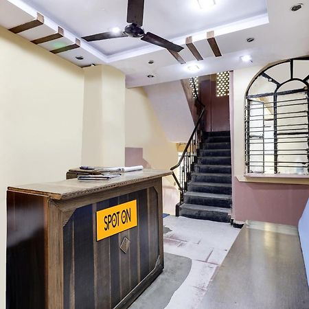 Spot On Hotel Sai Ashirwad Residency Hyderabad Eksteriør bilde