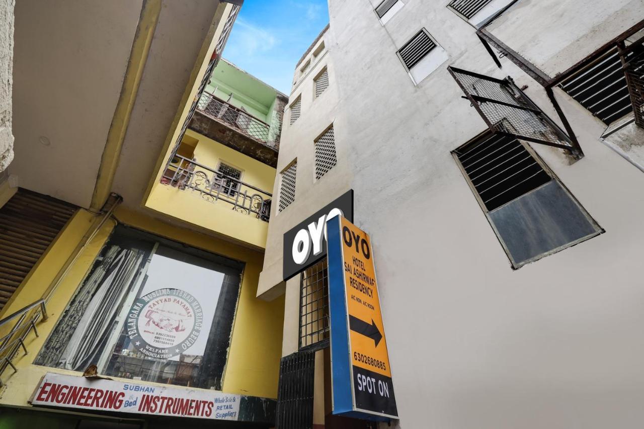 Spot On Hotel Sai Ashirwad Residency Hyderabad Eksteriør bilde