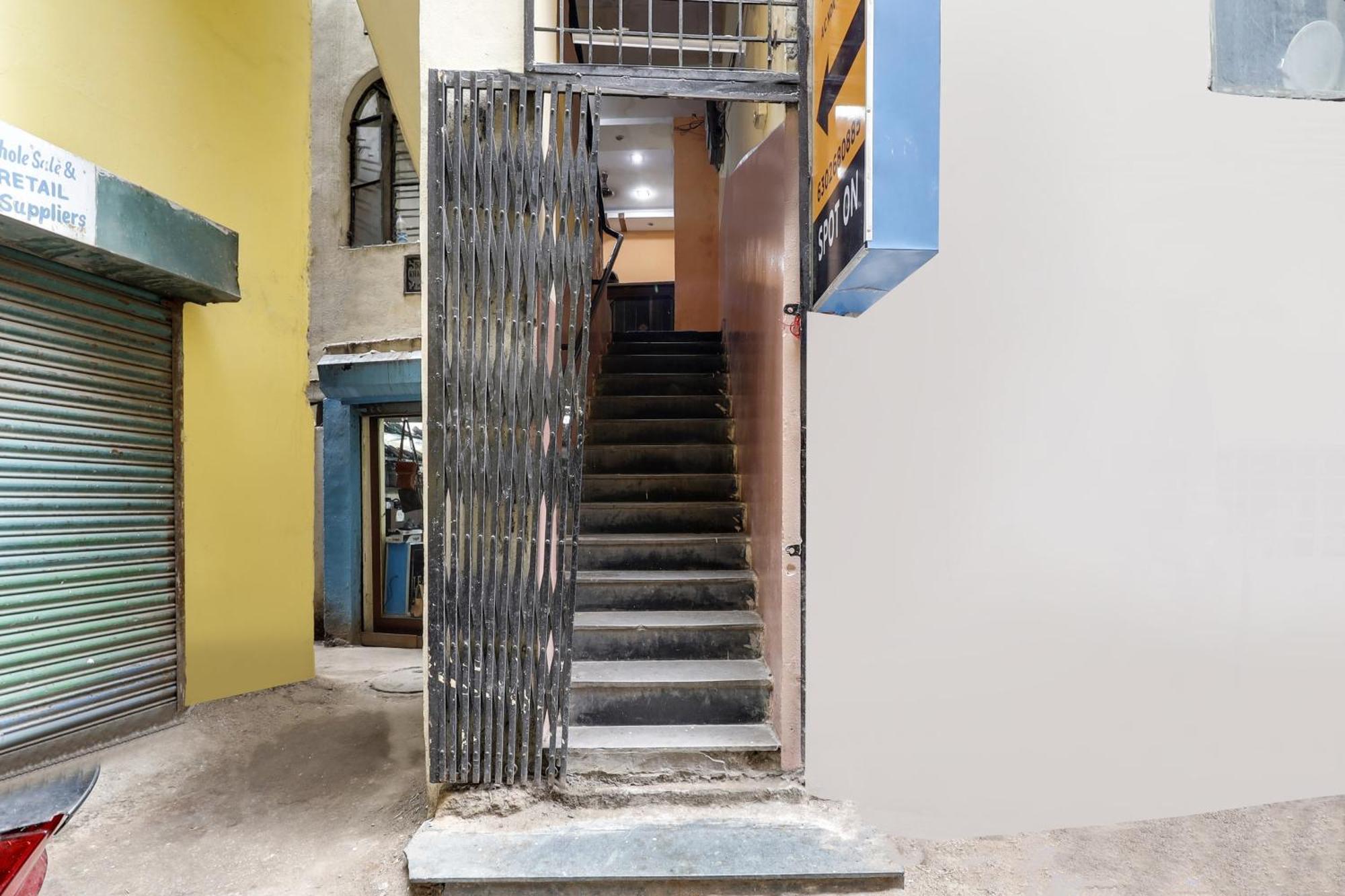 Spot On Hotel Sai Ashirwad Residency Hyderabad Eksteriør bilde
