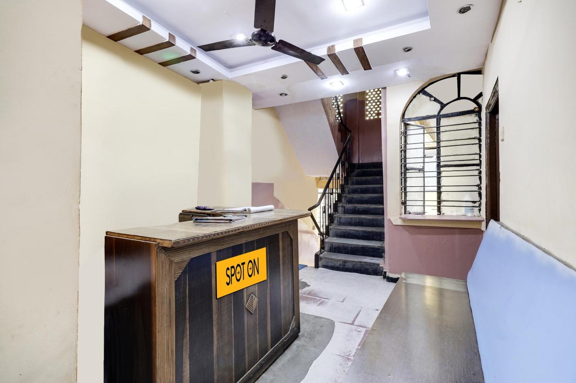 Spot On Hotel Sai Ashirwad Residency Hyderabad Eksteriør bilde